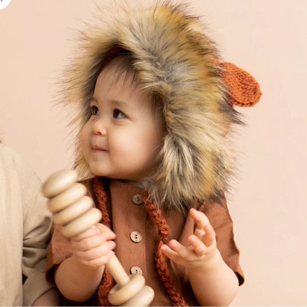 The Blueberry Hill lion hat size 3-6 months, cinnamon, NWOT